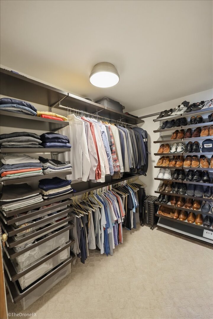 121 Brighton Drive, Wheaton, IL 60189