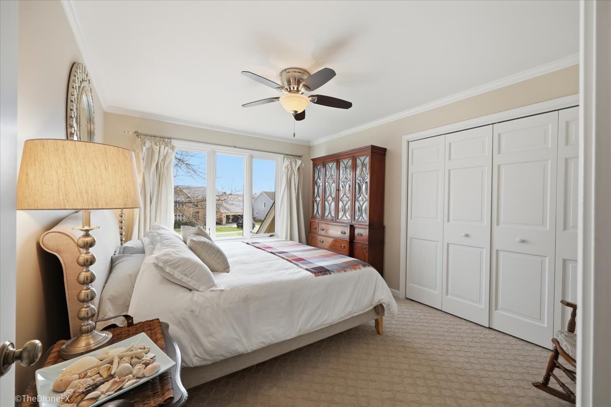 121 Brighton Drive, Wheaton, IL 60189