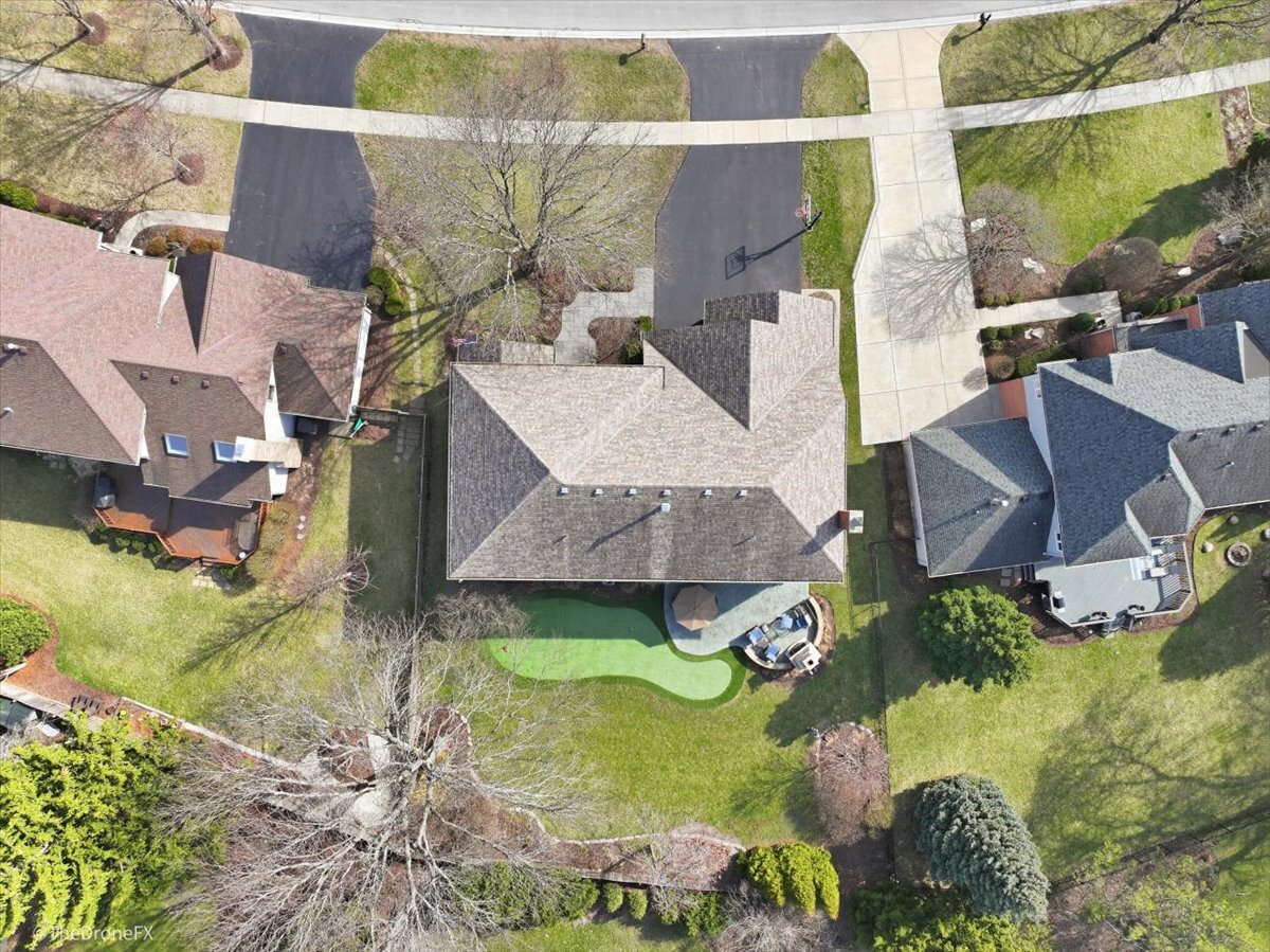 121 Brighton Drive, Wheaton, IL 60189