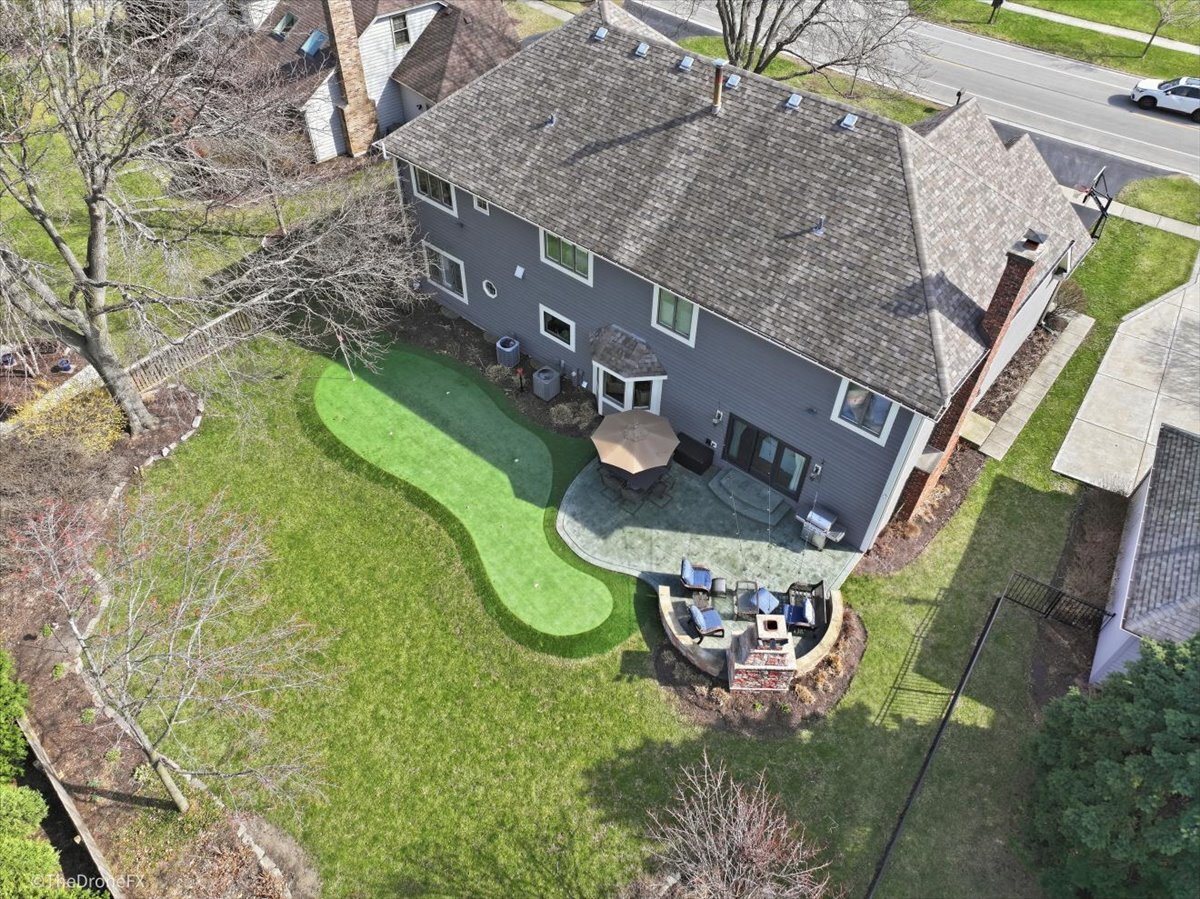 121 Brighton Drive, Wheaton, IL 60189