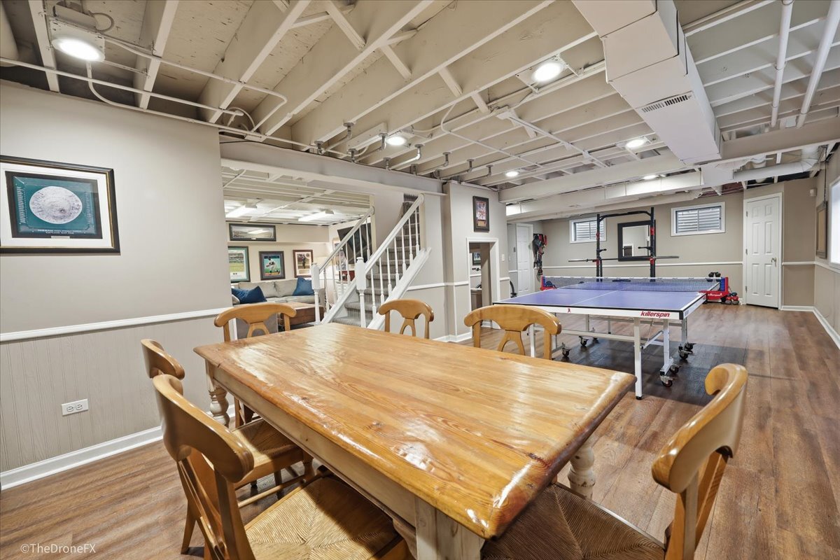 121 Brighton Drive, Wheaton, IL 60189