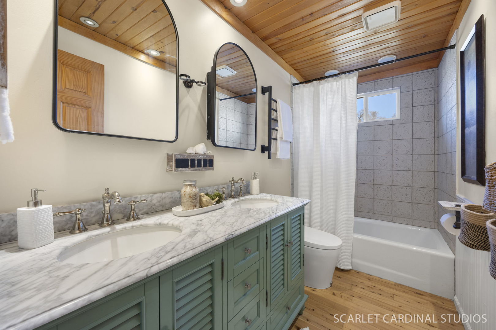 24430 W Boulevard de John, Naperville, IL 60564