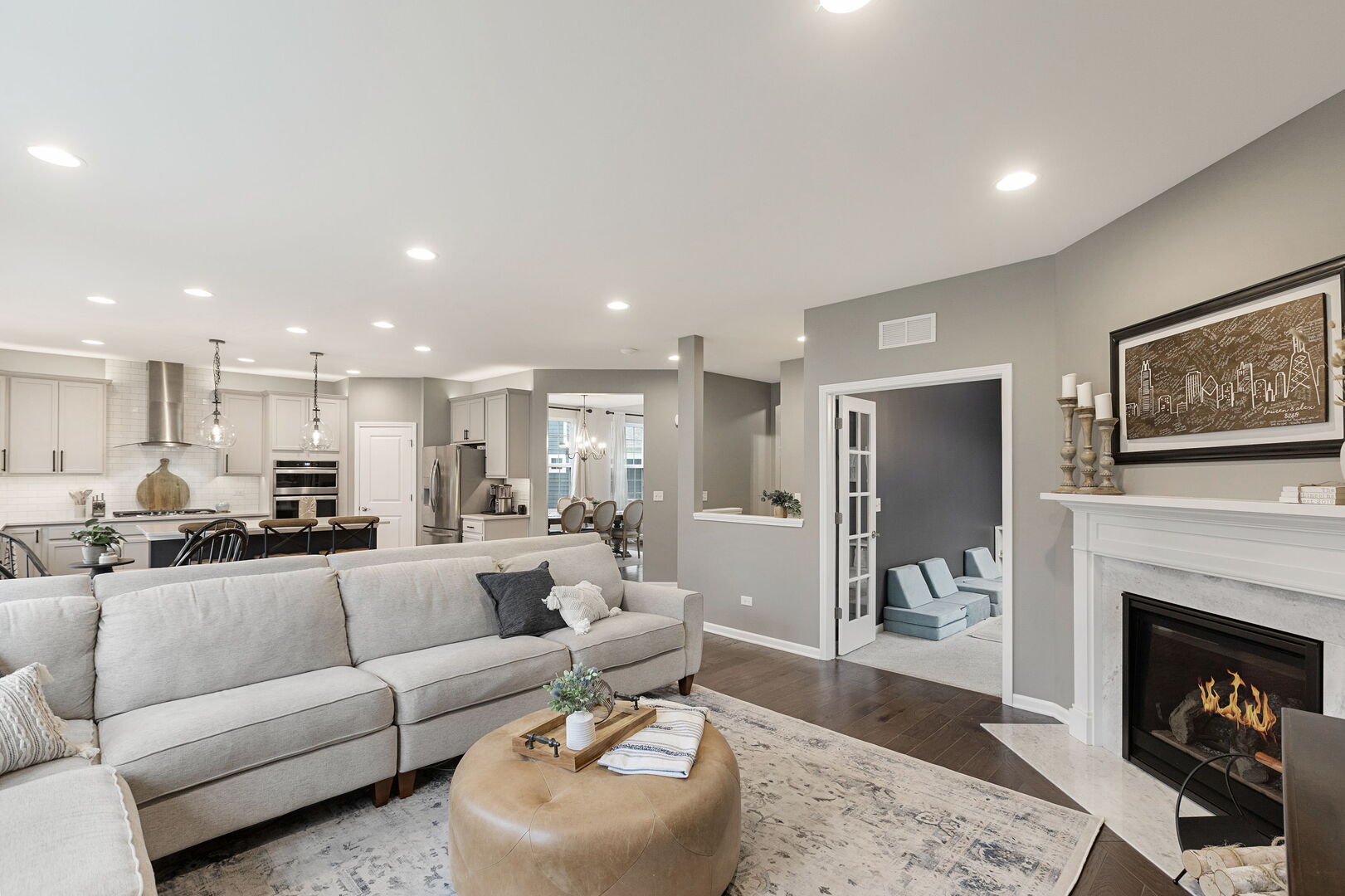 2555 Leander Court, Woodridge, IL 60517