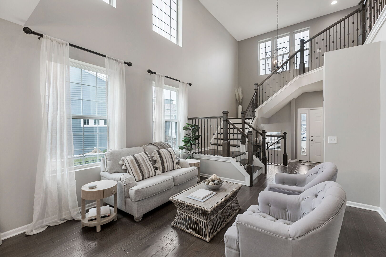 2555 Leander Court, Woodridge, IL 60517