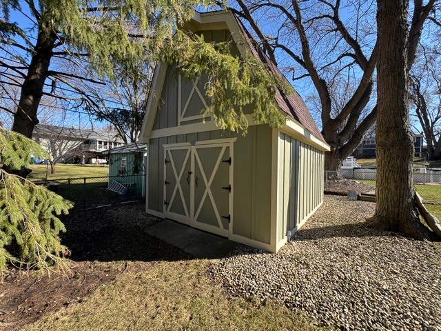 145 Concord Avenue, South Elgin, IL 60177