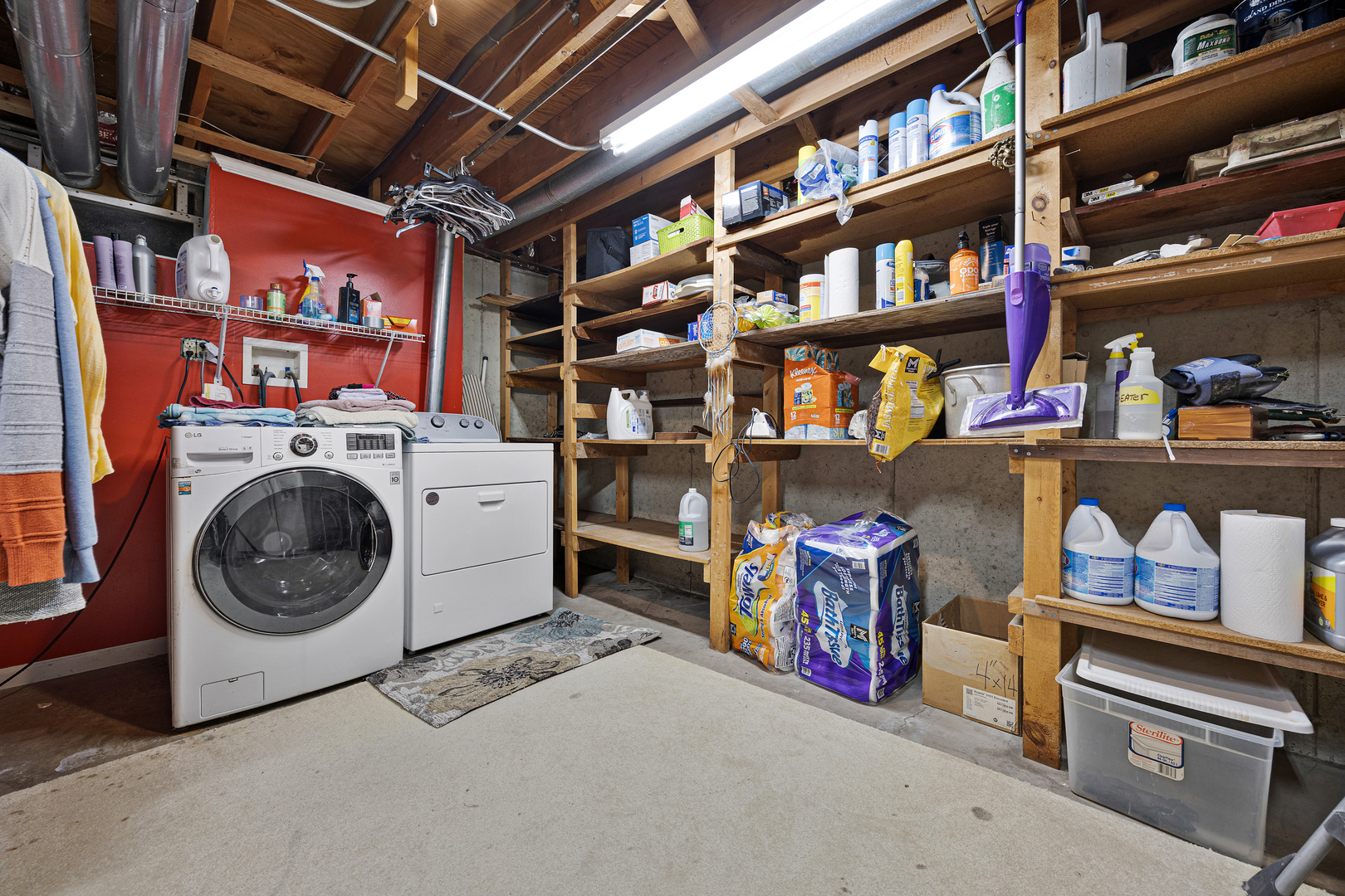 145 Concord Avenue, South Elgin, IL 60177