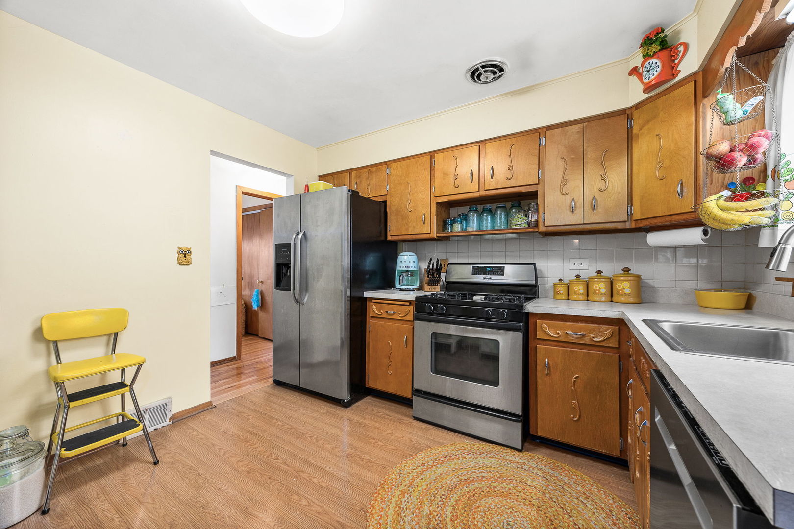 140 N Main Street, Lombard, IL 60148