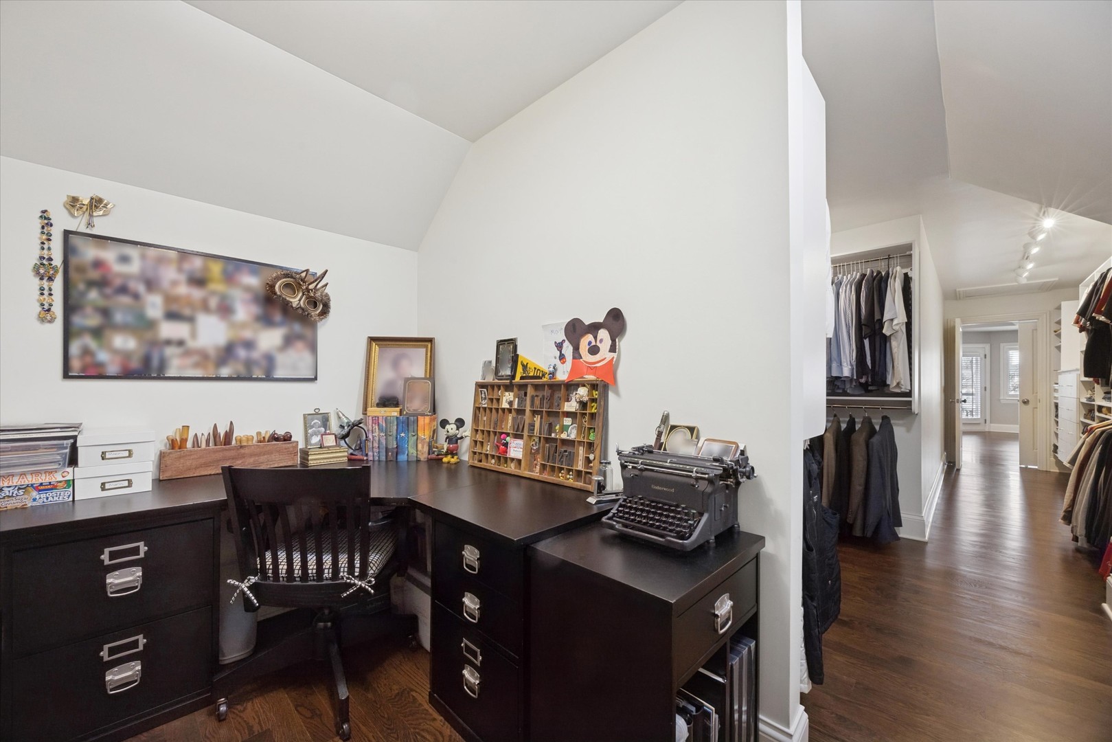 6837 Fieldstone Drive, Burr Ridge, IL 60527