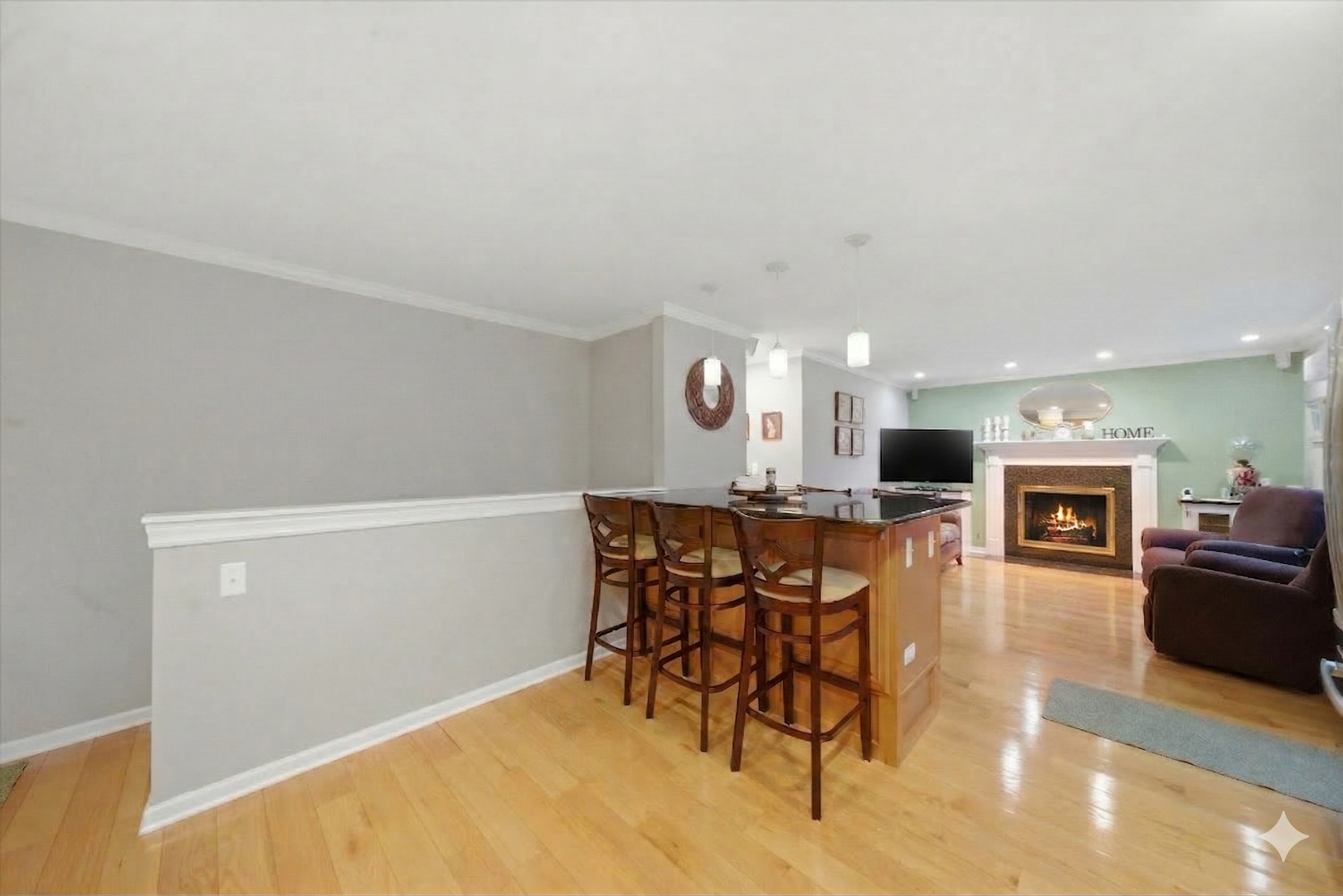 522 Lilac Court, Round Lake Beach, IL 60073