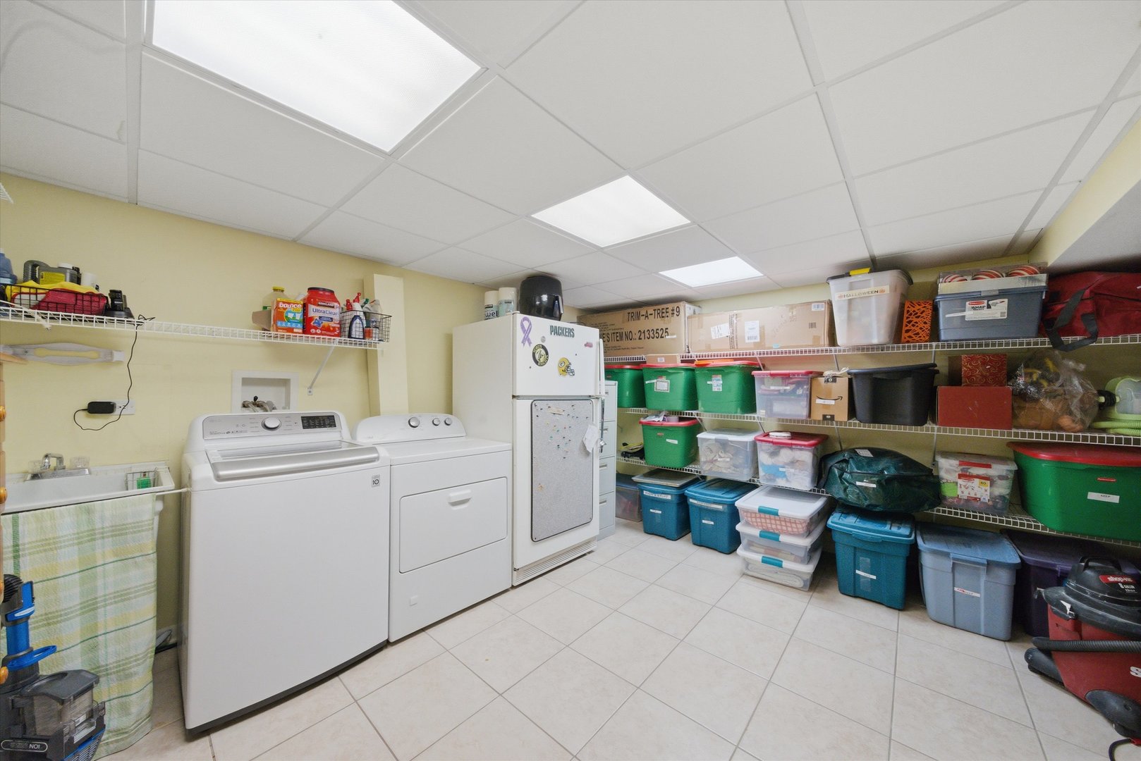 522 Lilac Court, Round Lake Beach, IL 60073