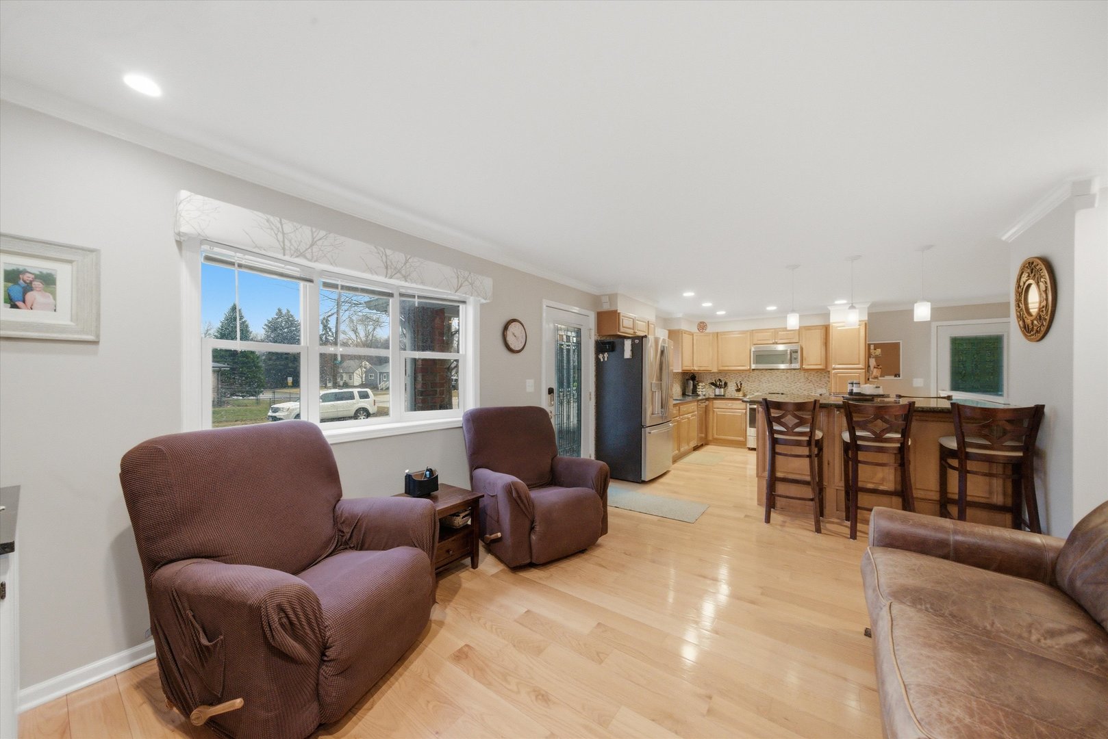 522 Lilac Court, Round Lake Beach, IL 60073