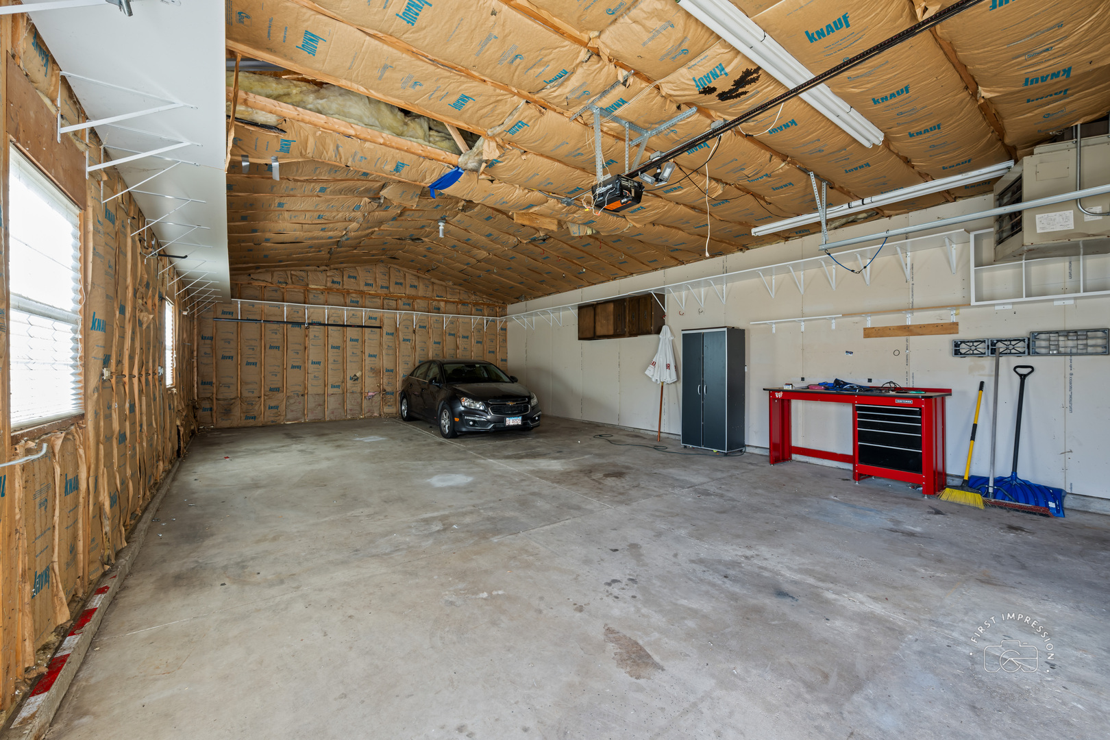 563 Hitchcock Avenue, Lisle, IL 60532