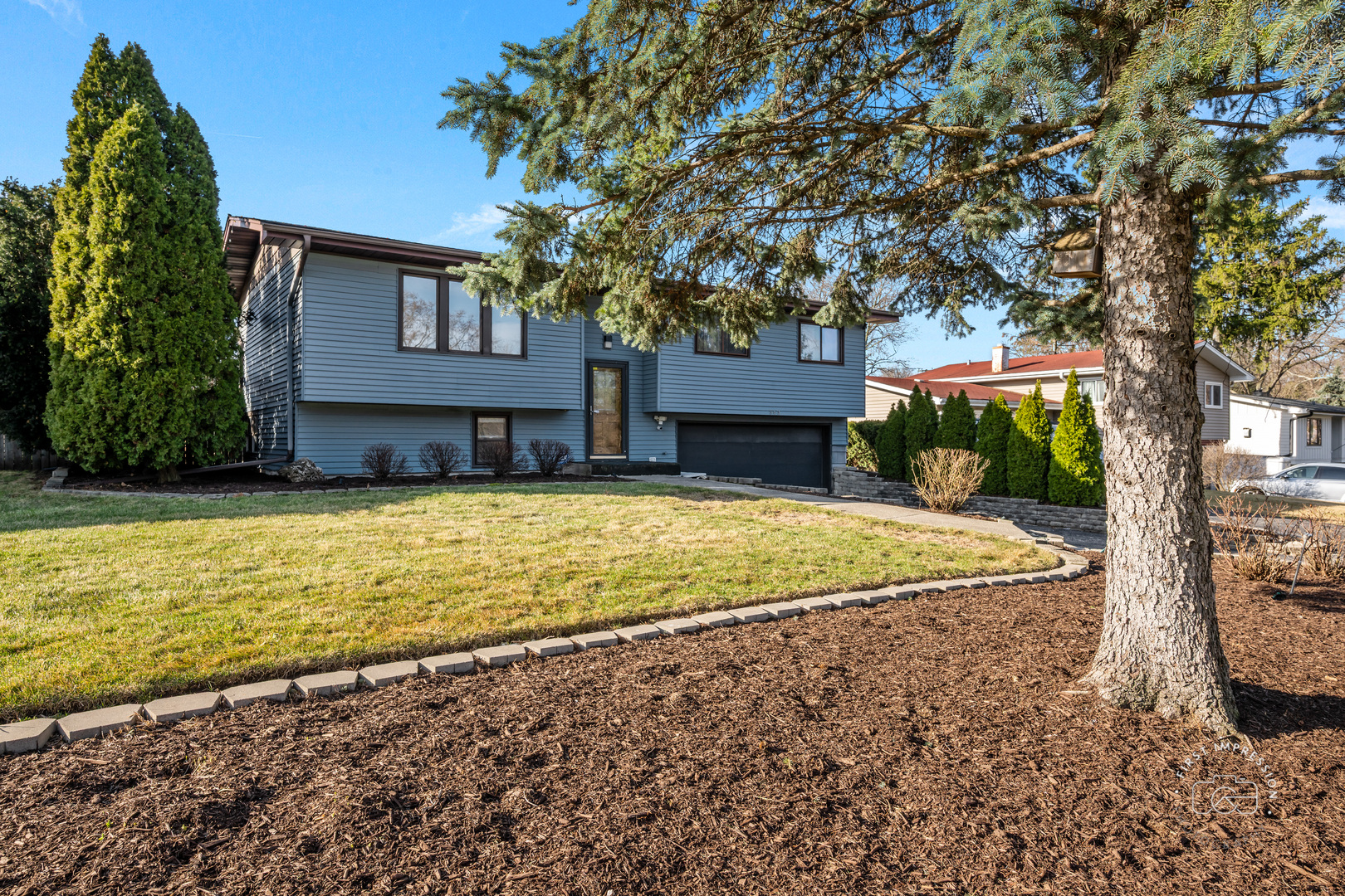 563 Hitchcock Avenue, Lisle, IL 60532