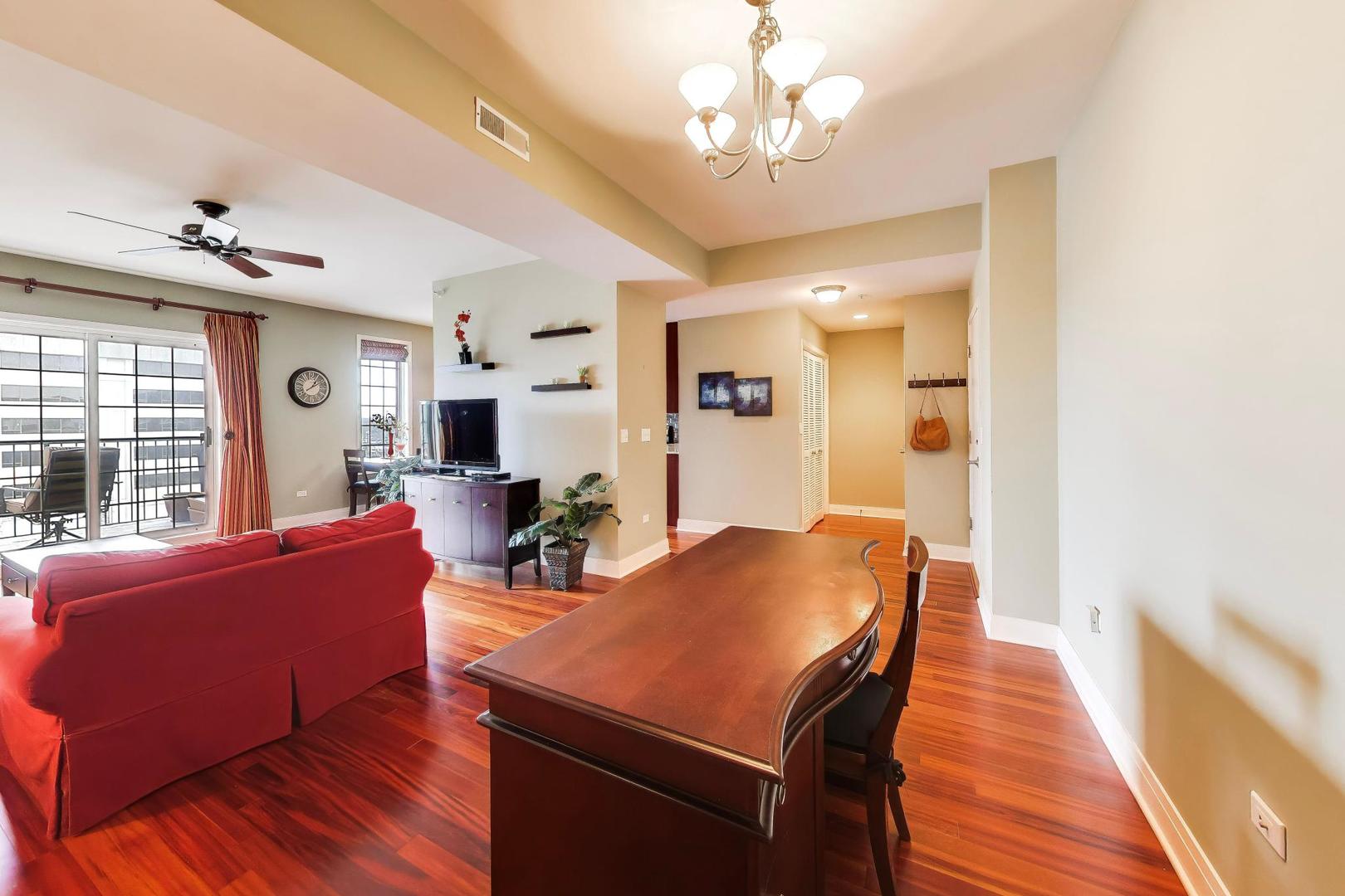 100 S Emerson Street #507, Mount Prospect, IL 60056