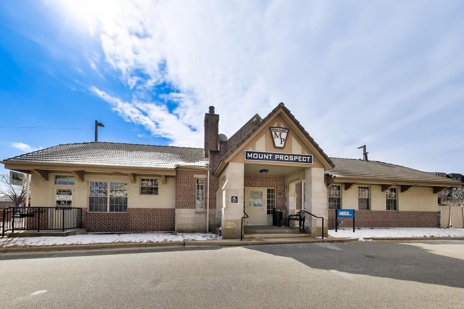 100 S Emerson Street #507, Mount Prospect, IL 60056