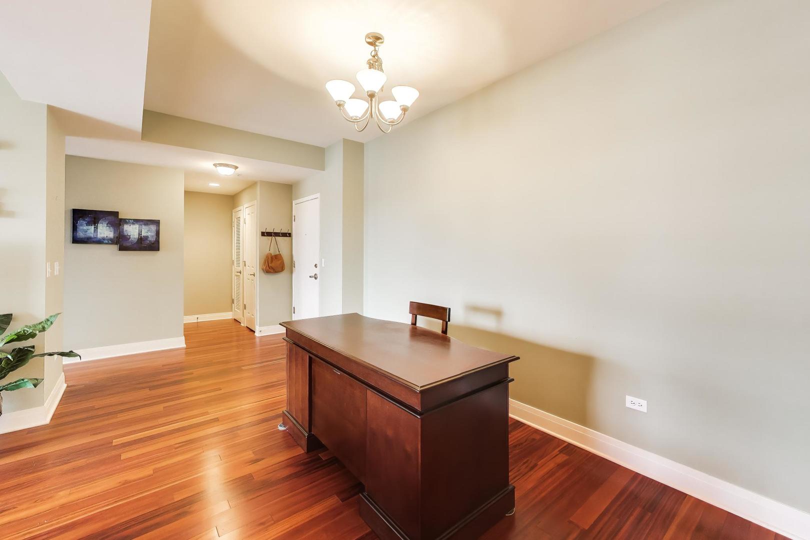 100 S Emerson Street #507, Mount Prospect, IL 60056