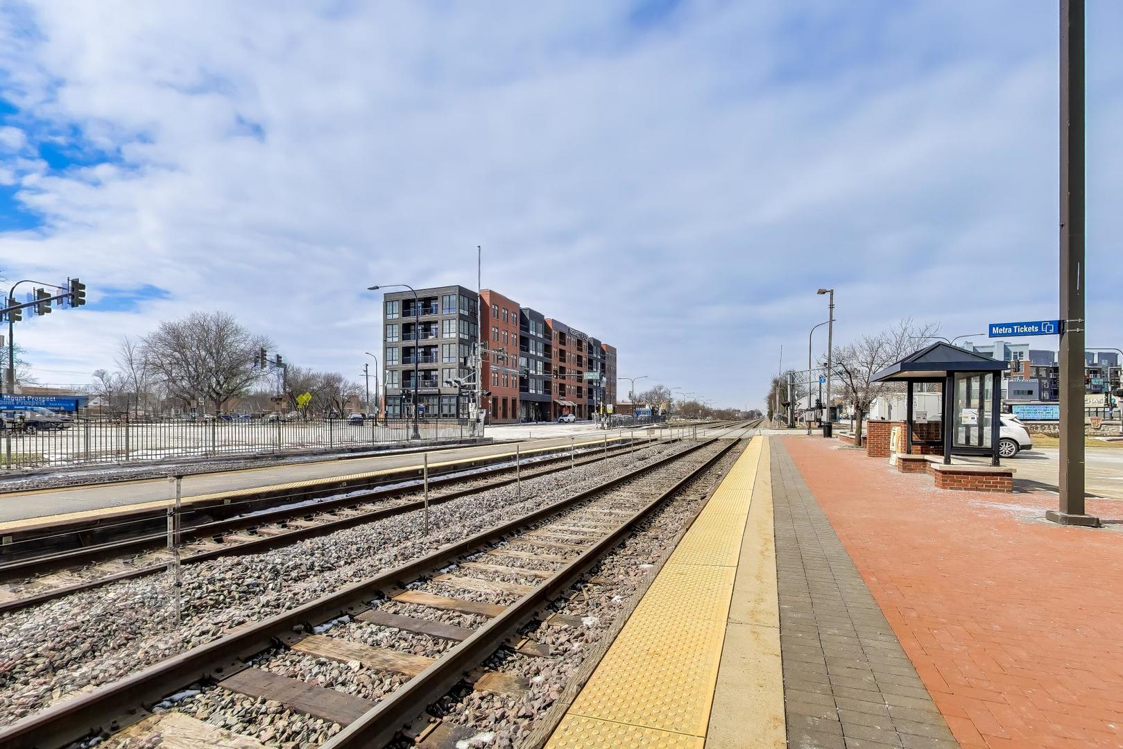 100 S Emerson Street #507, Mount Prospect, IL 60056