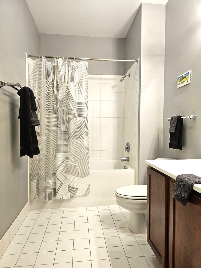 2323 W Pershing Road #230, Chicago, IL 60609