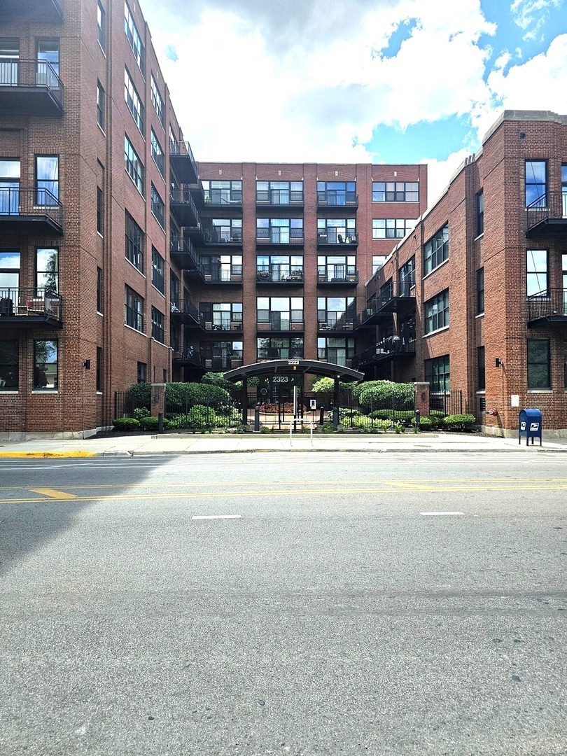 2323 W Pershing Road #230, Chicago, IL 60609