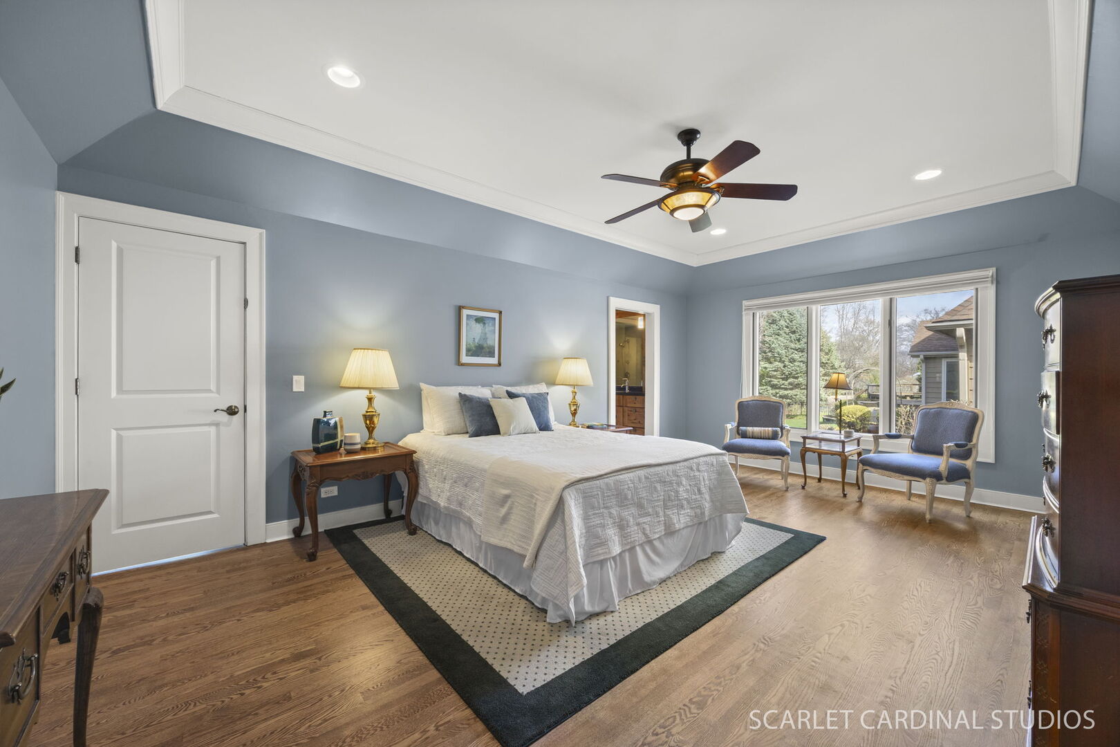 320 Oakwood Court, Wheaton, IL 60189