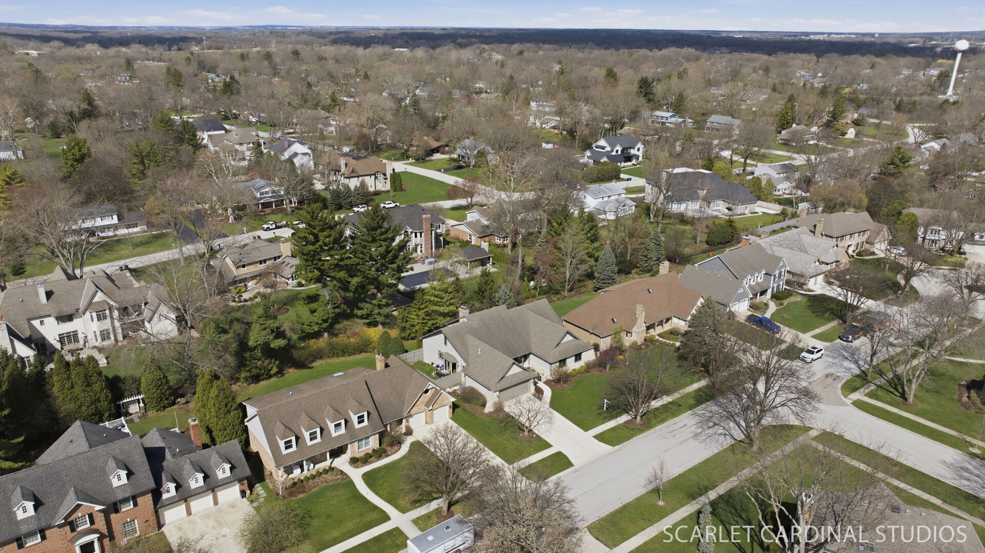 320 Oakwood Court, Wheaton, IL 60189