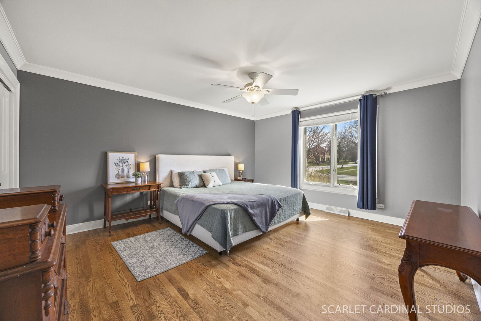 320 Oakwood Court, Wheaton, IL 60189