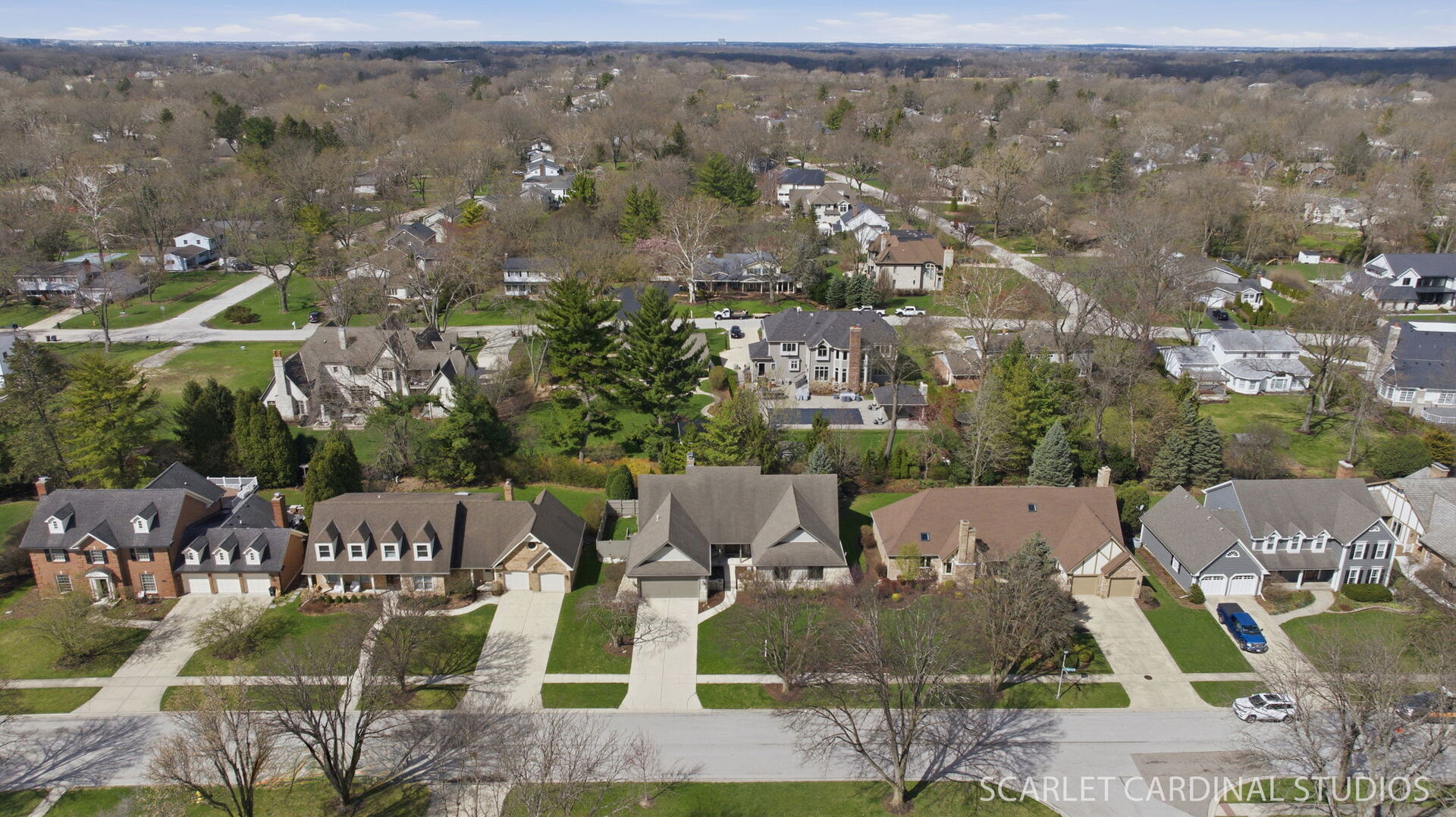 320 Oakwood Court, Wheaton, IL 60189