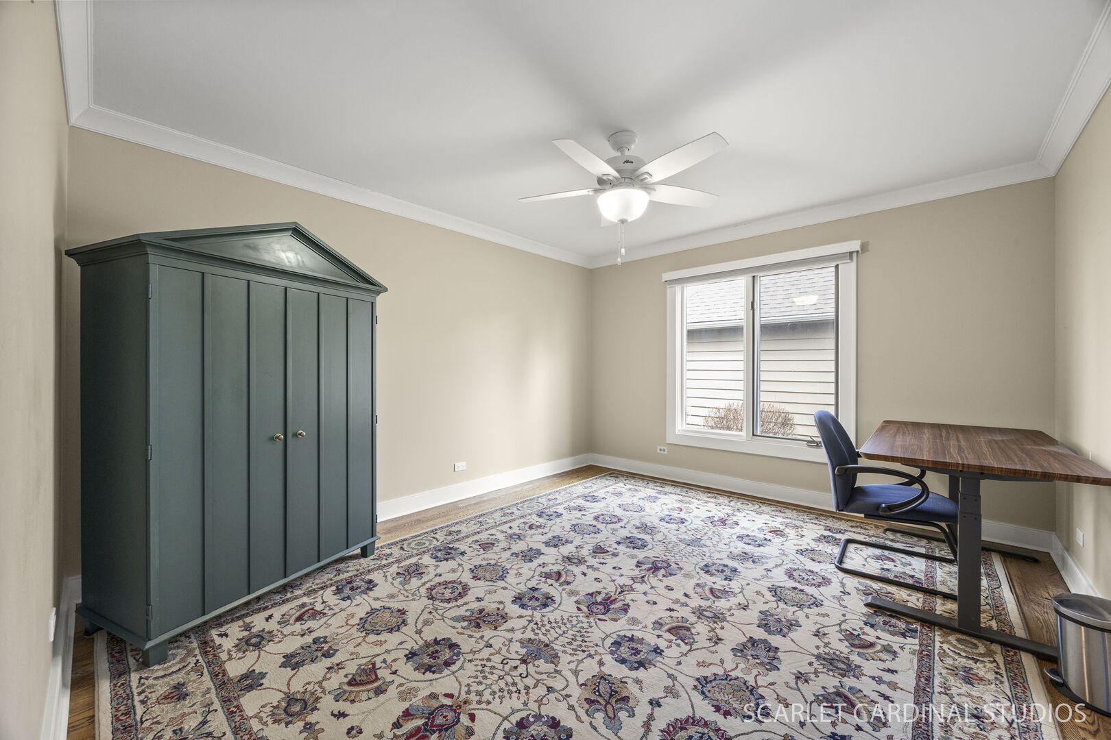 320 Oakwood Court, Wheaton, IL 60189