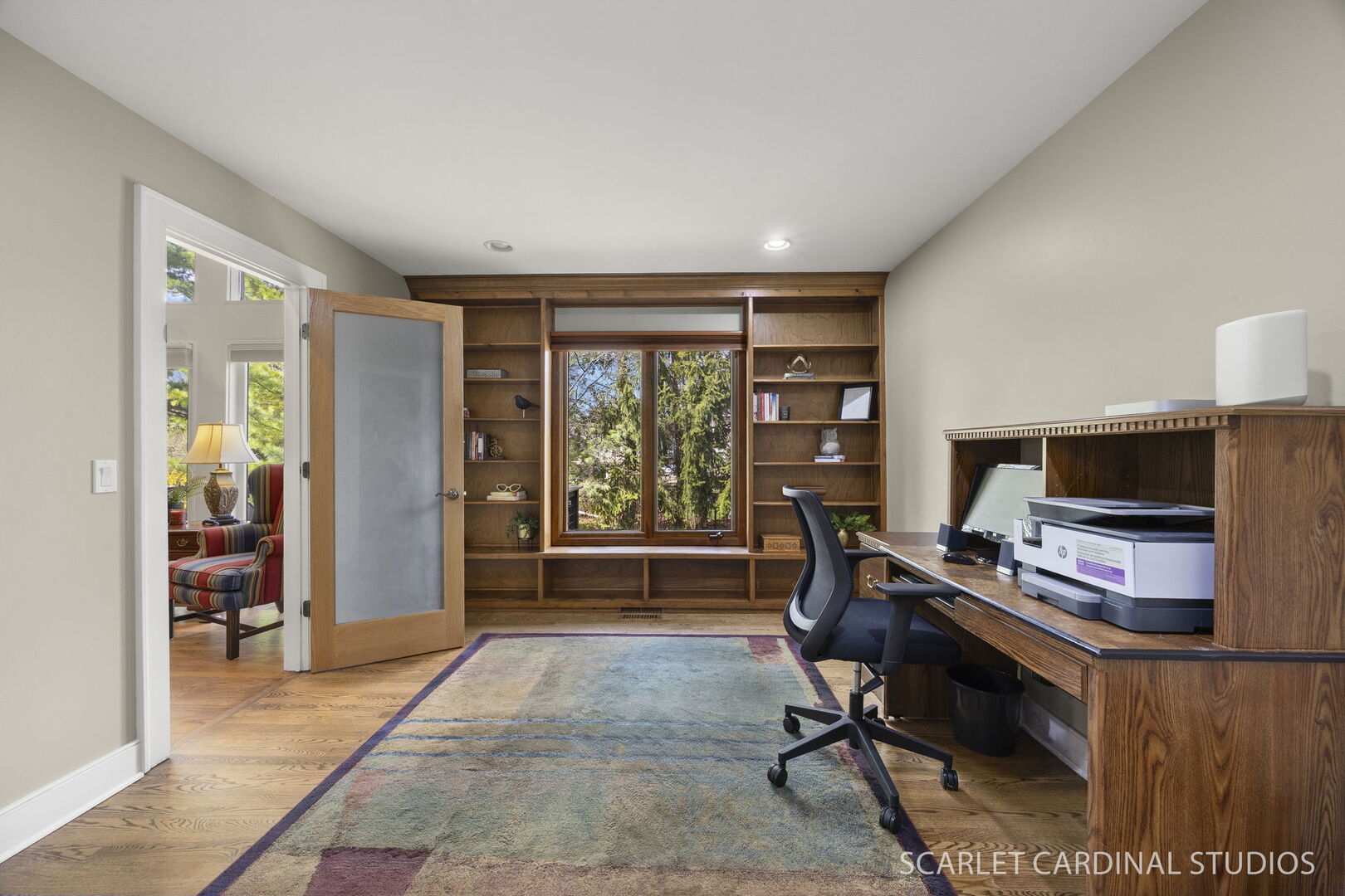 320 Oakwood Court, Wheaton, IL 60189