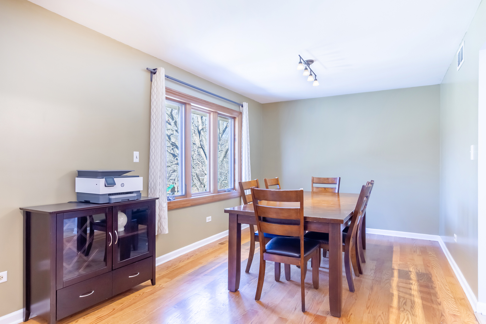 3N046 Lakeview Court, West Chicago, IL 60185