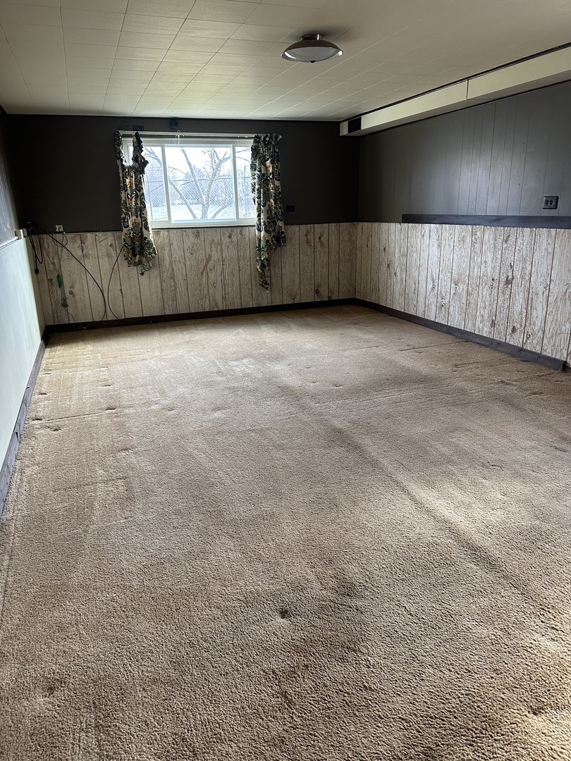 607 Enterprise Road, Chicago Heights, IL 60411