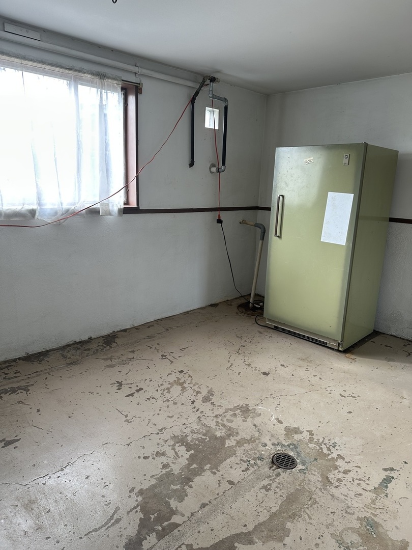 607 Enterprise Road, Chicago Heights, IL 60411