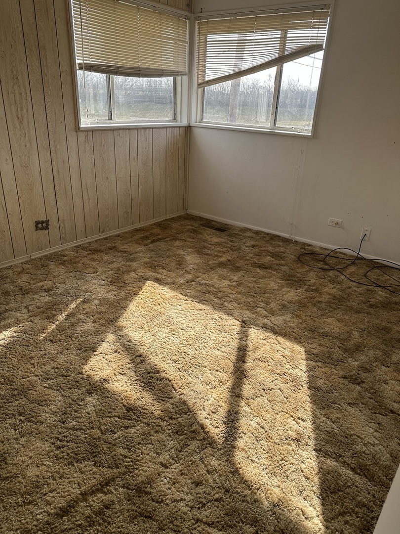 607 Enterprise Road, Chicago Heights, IL 60411