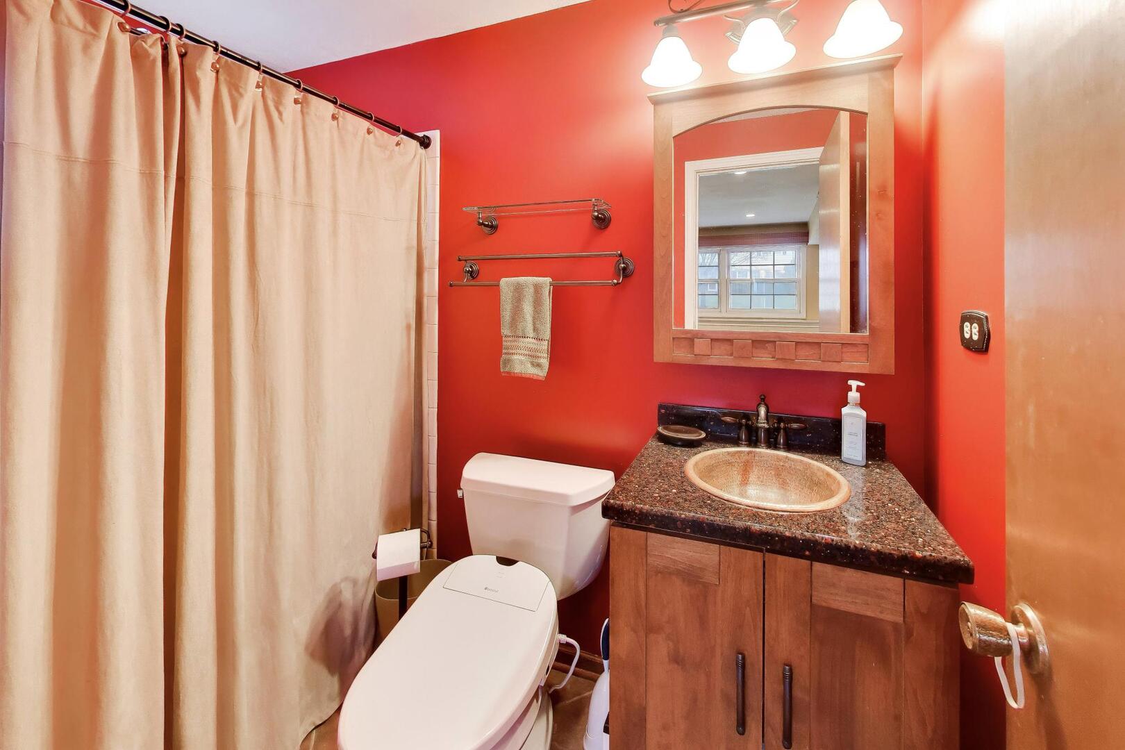 2819 N Kennicott Avenue, Arlington Heights, IL 60004