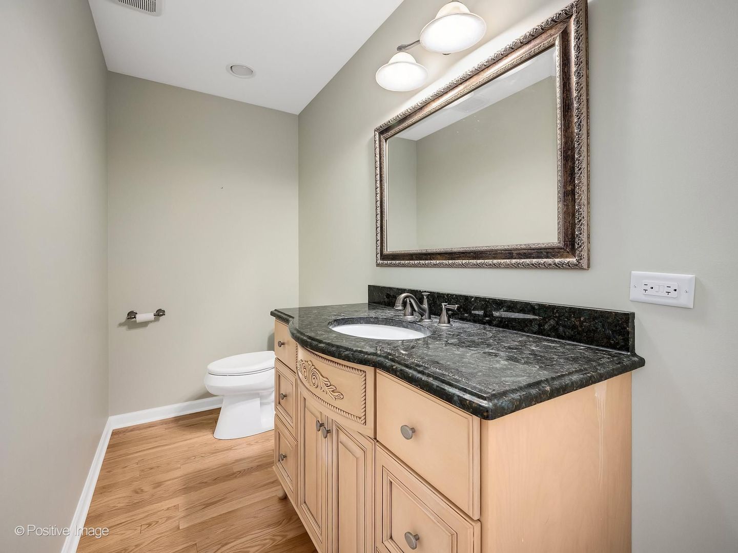 2S560 Seneca Drive, Wheaton, IL 60189