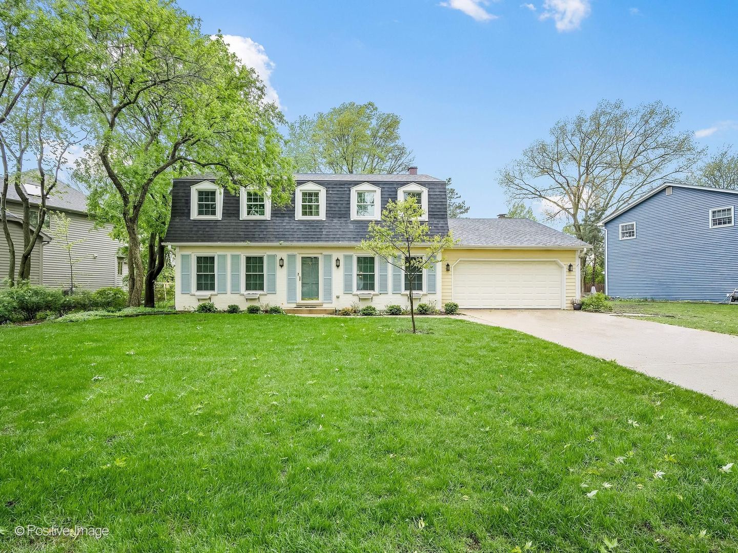 2S560 Seneca Drive, Wheaton, IL 60189