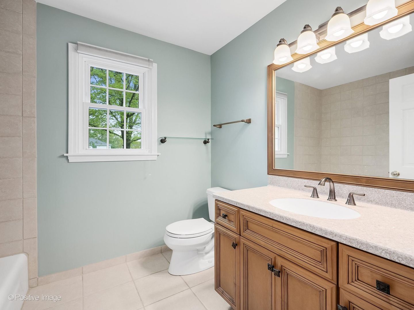 2S560 Seneca Drive, Wheaton, IL 60189