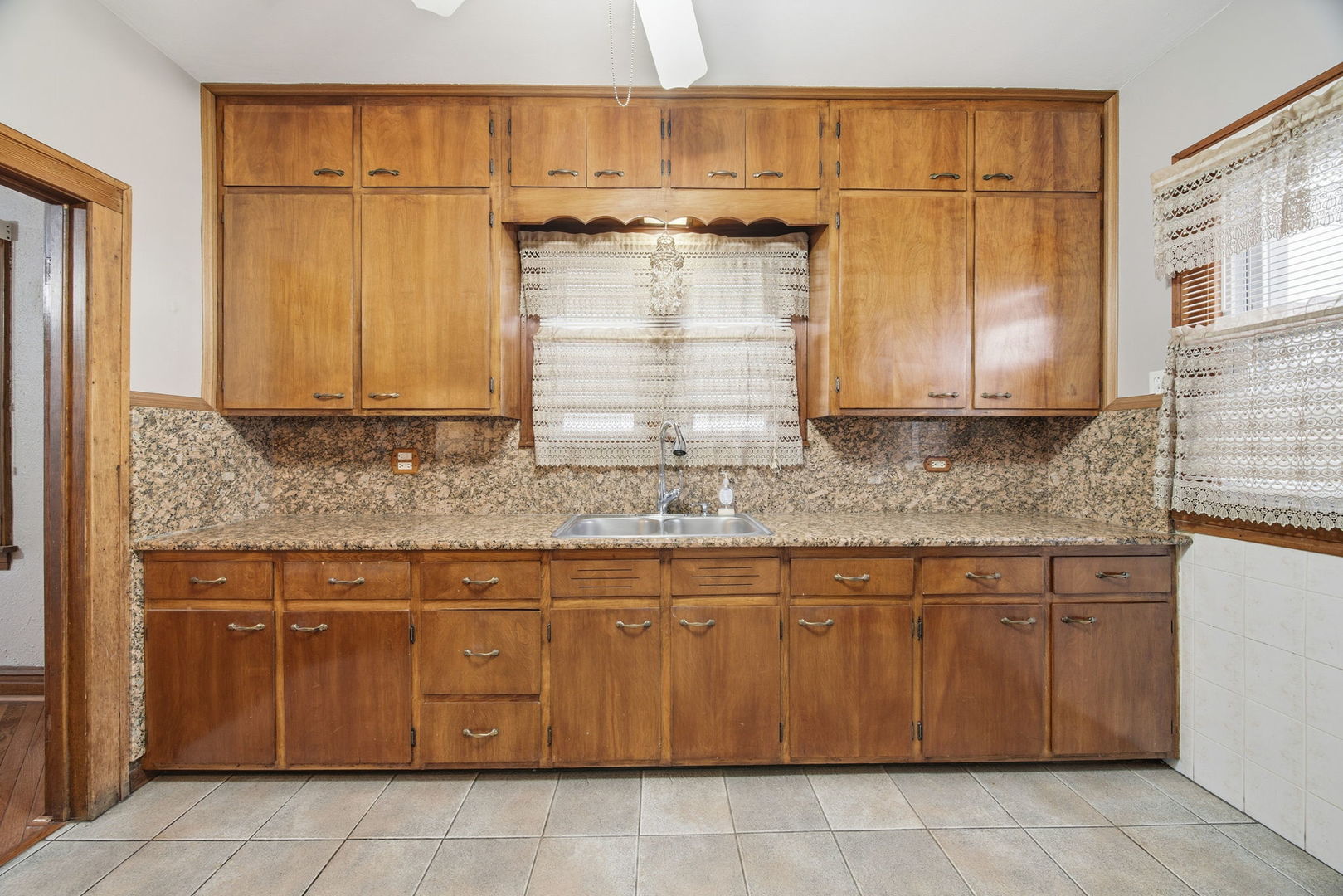 12506 Elm Street, Blue Island, IL 60406