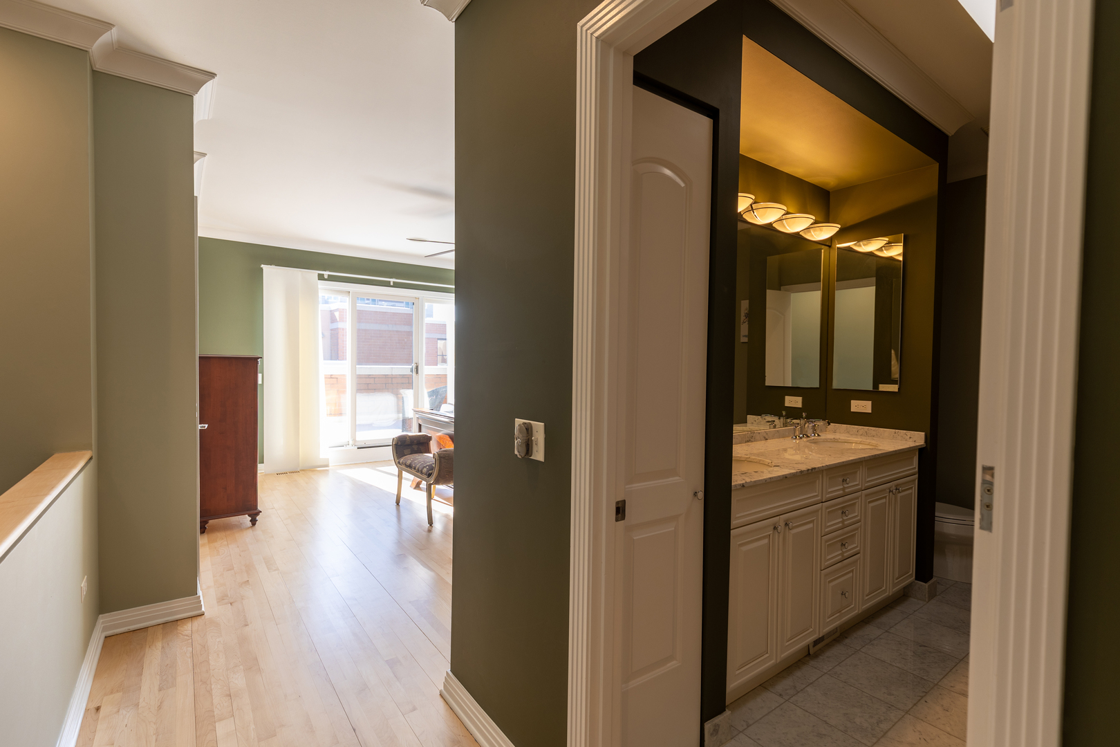 1125 W Monroe Street, Chicago, IL 60607