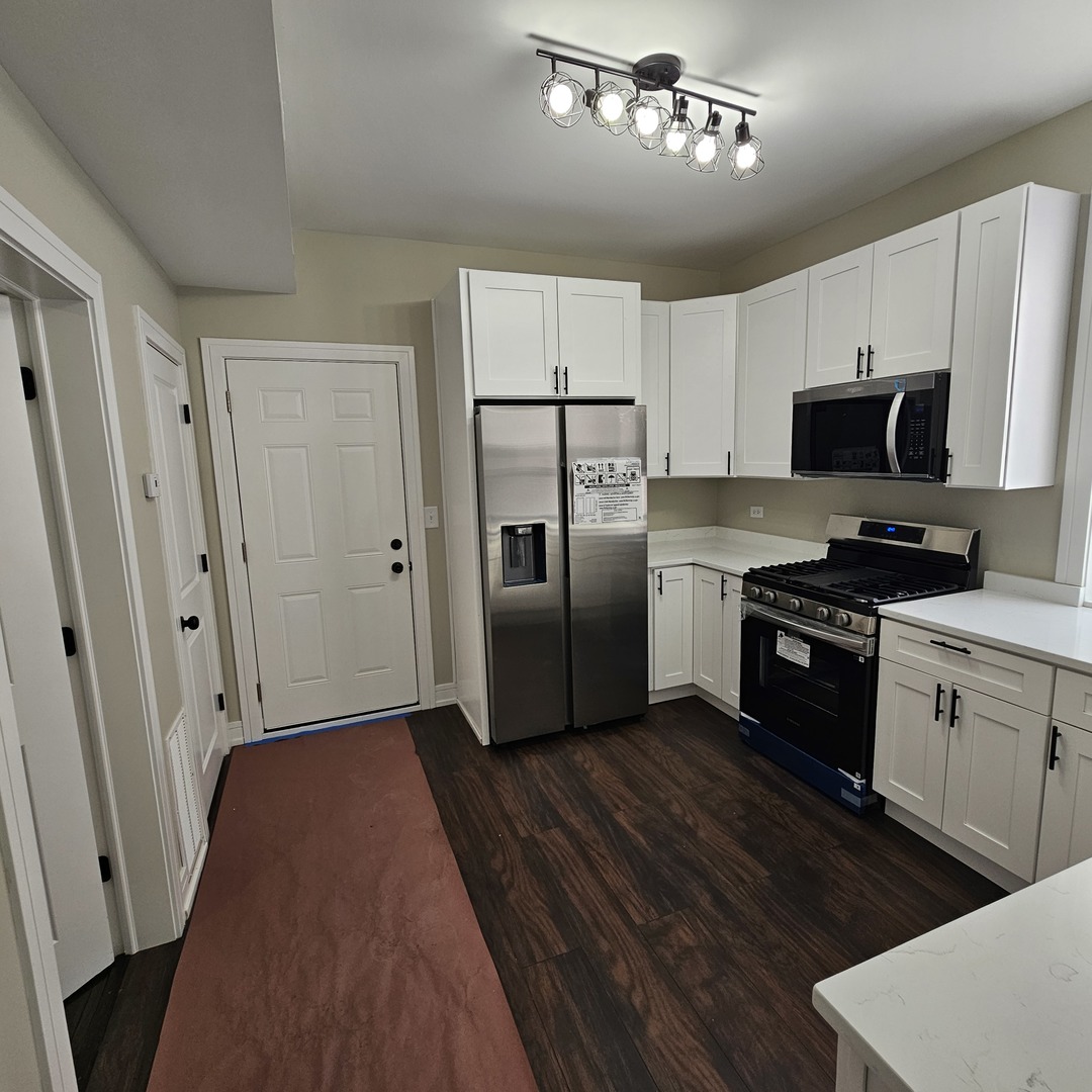 717 N Homan Avenue, Chicago, IL 60624