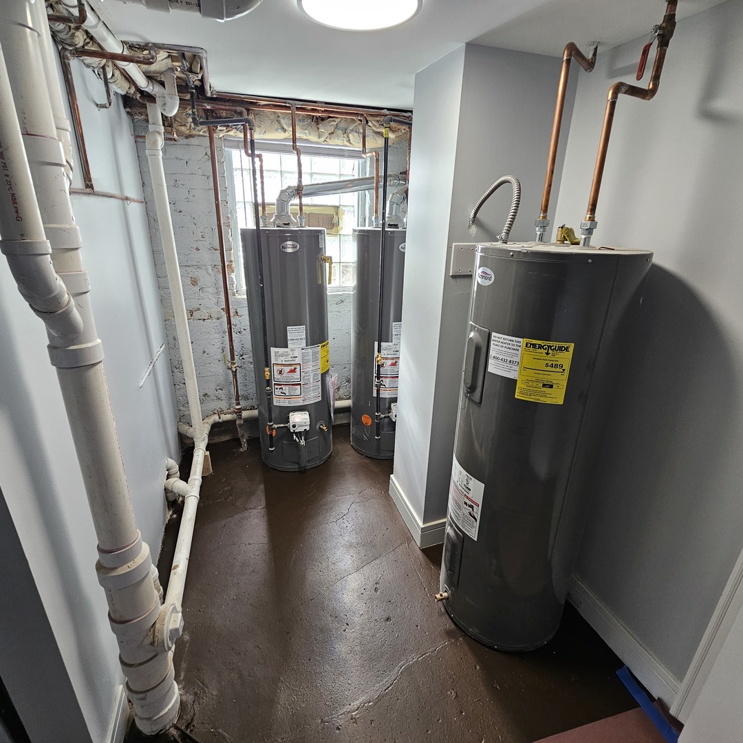 717 N Homan Avenue, Chicago, IL 60624