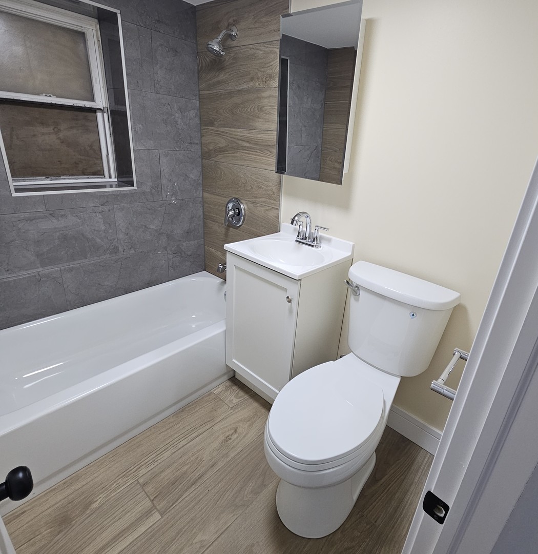 717 N Homan Avenue, Chicago, IL 60624