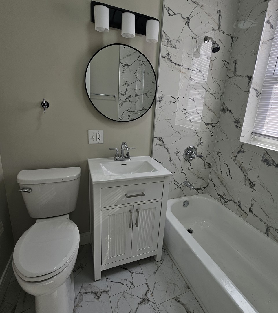 717 N Homan Avenue, Chicago, IL 60624