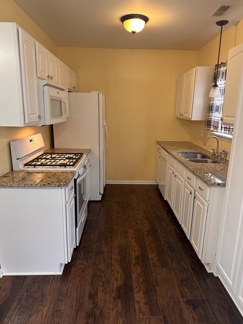 Round Lake Beach, IL 60073