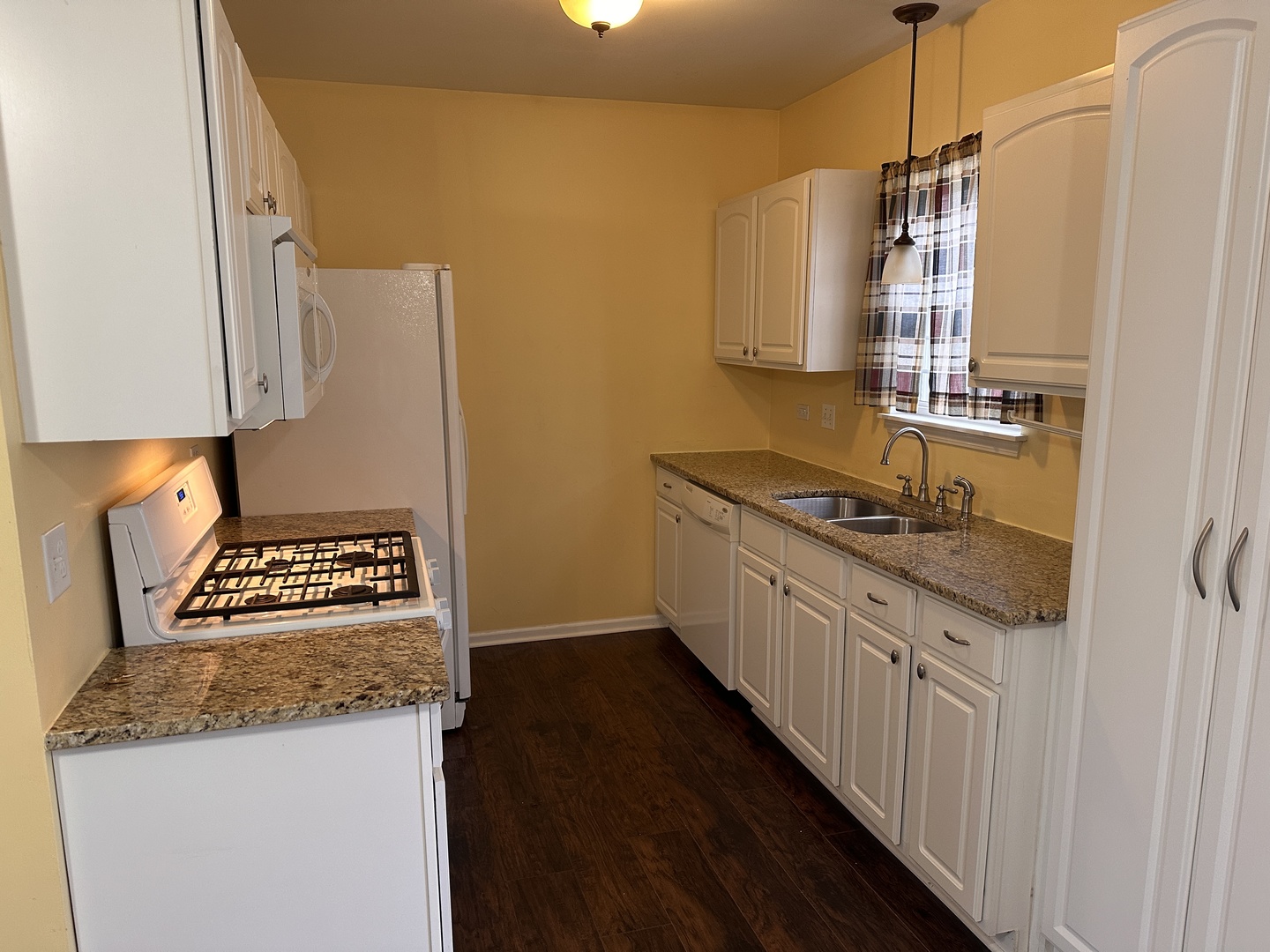 Round Lake Beach, IL 60073