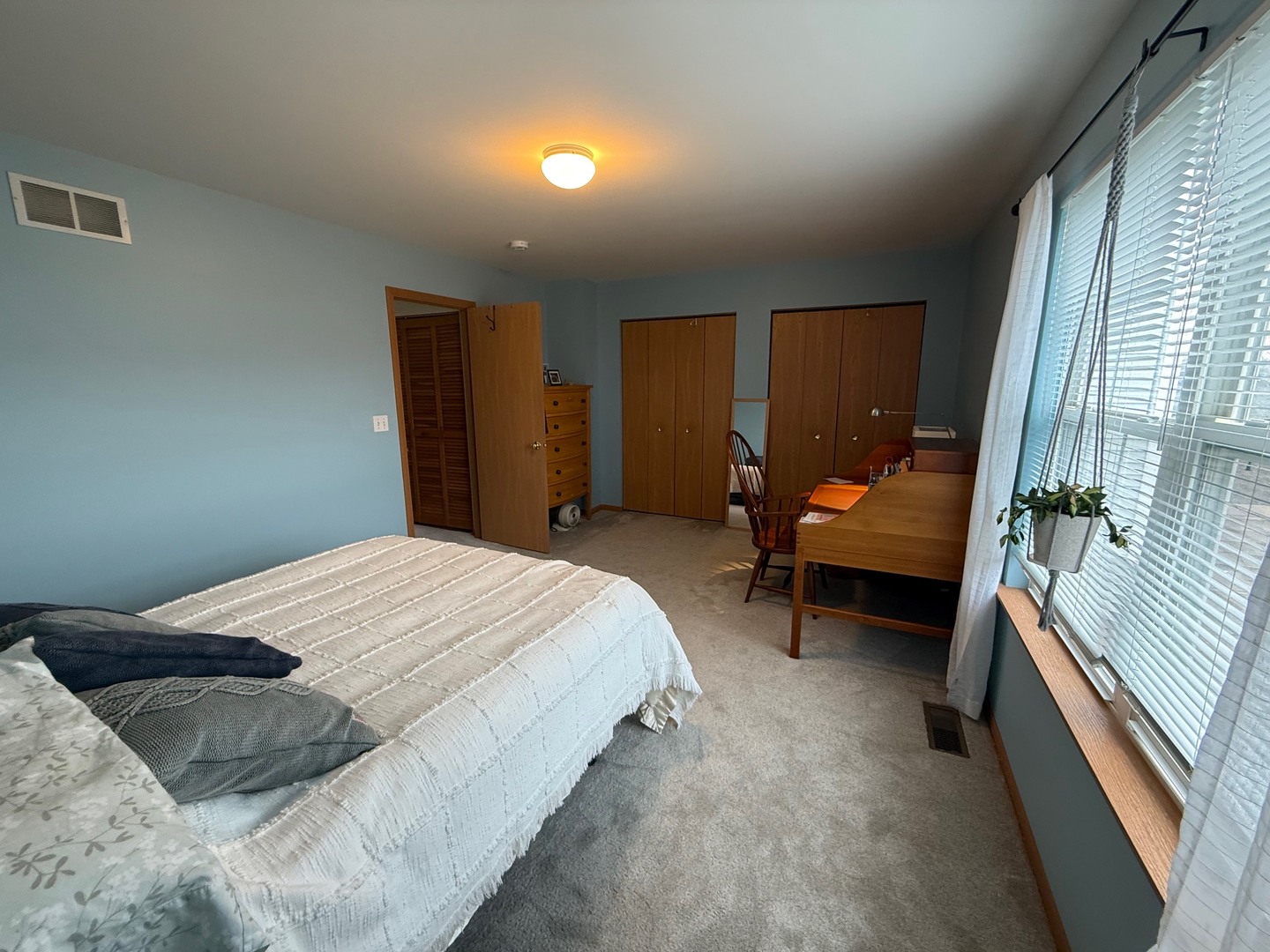 1605 Samuel Court, Gurnee, IL 60031