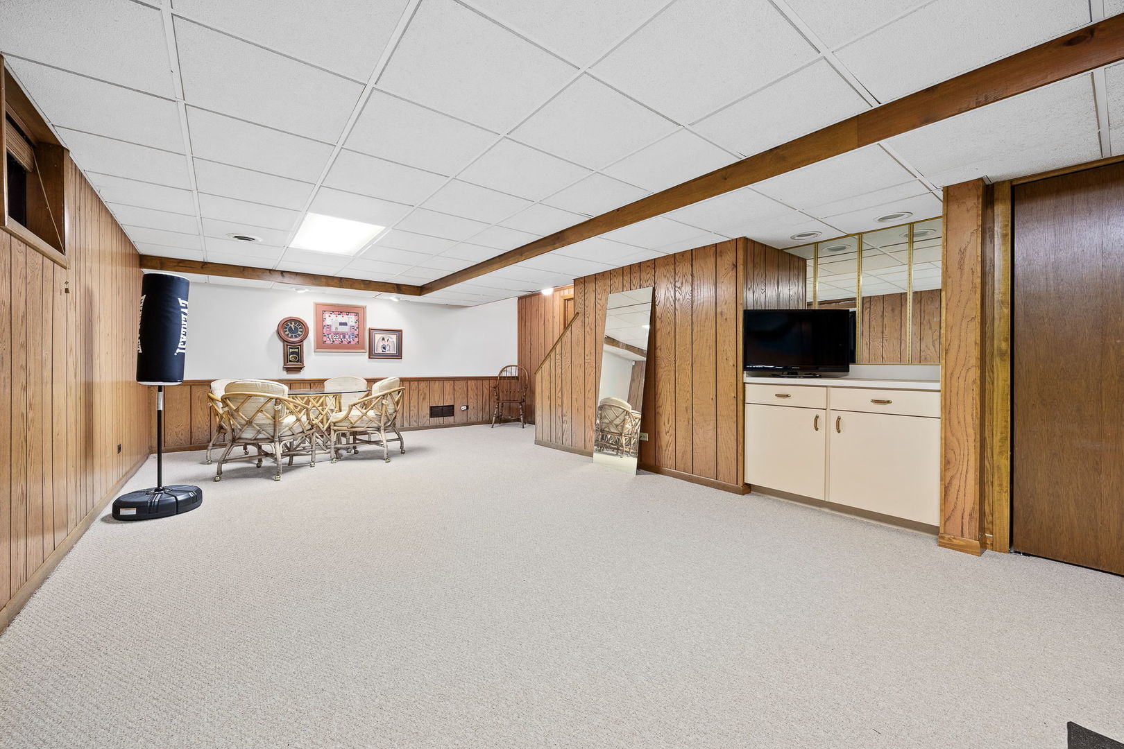 1532 Swallow Street, Naperville, IL 60565