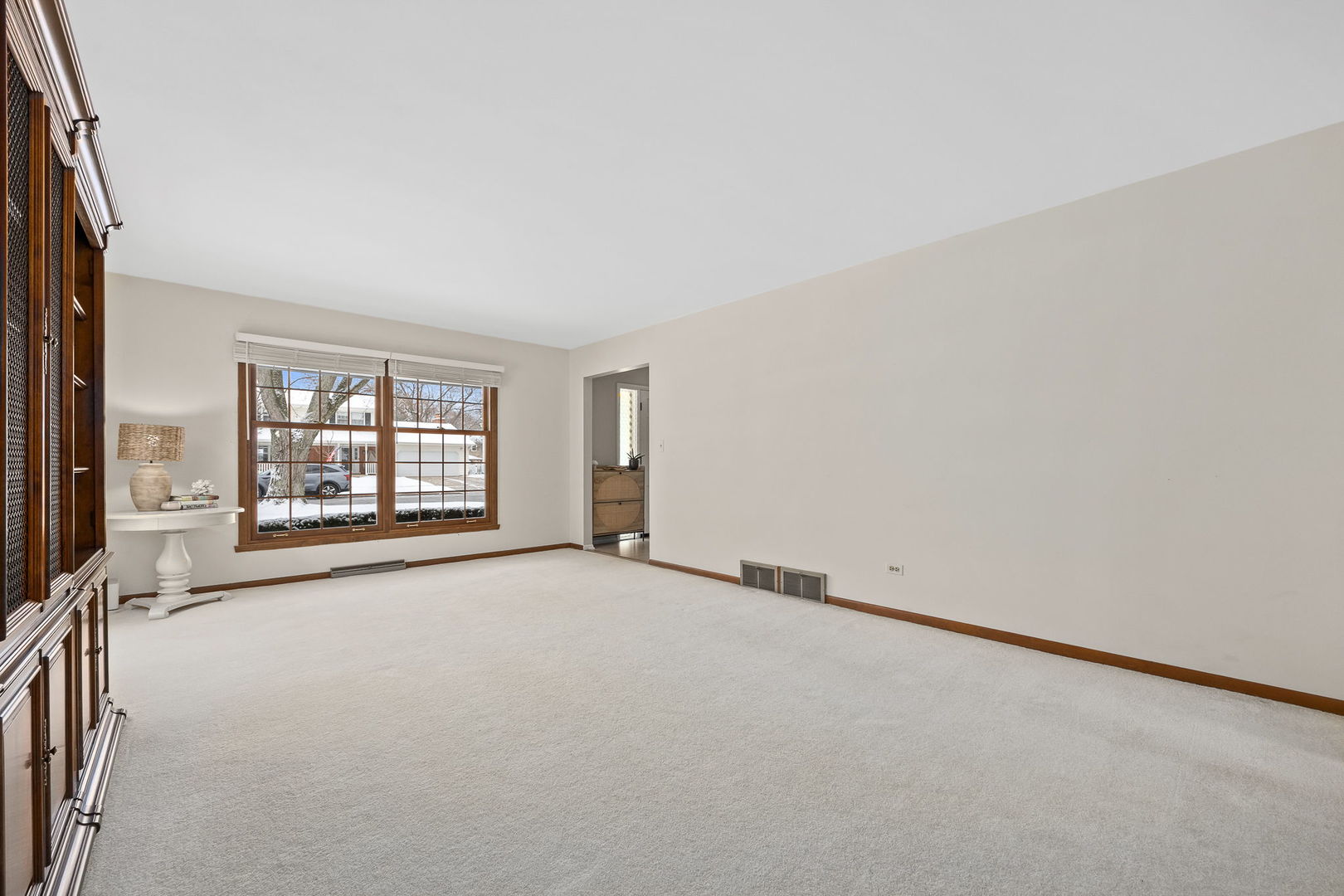 1532 Swallow Street, Naperville, IL 60565