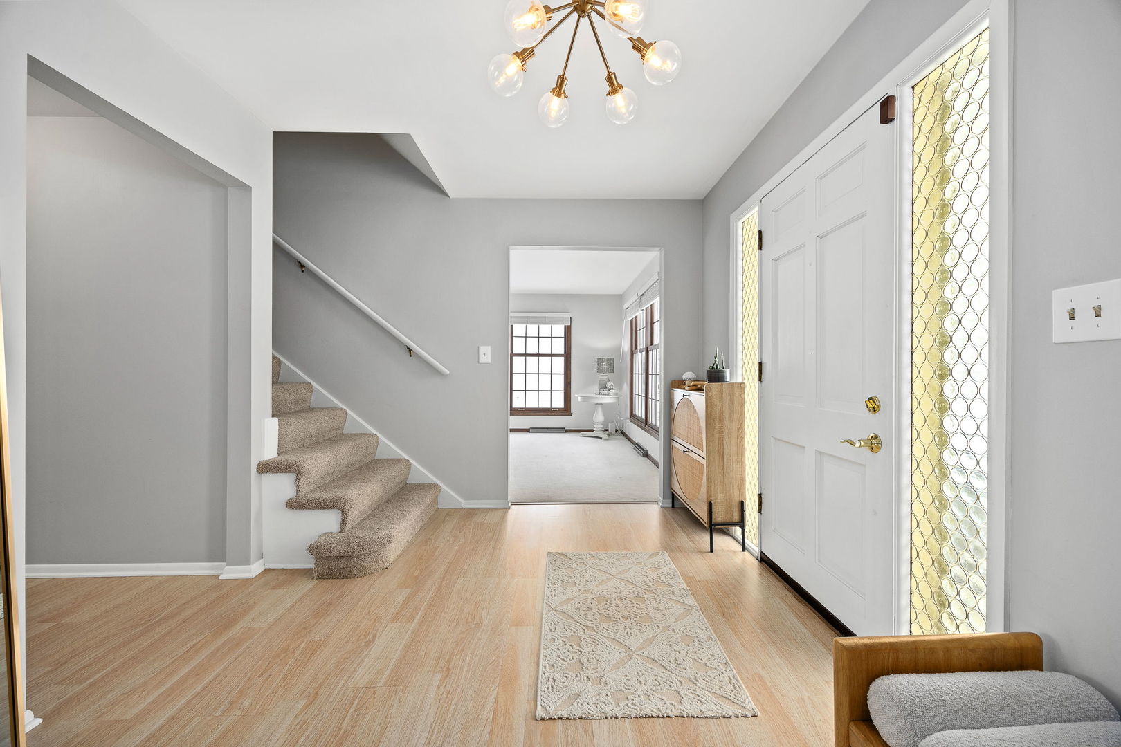 1532 Swallow Street, Naperville, IL 60565