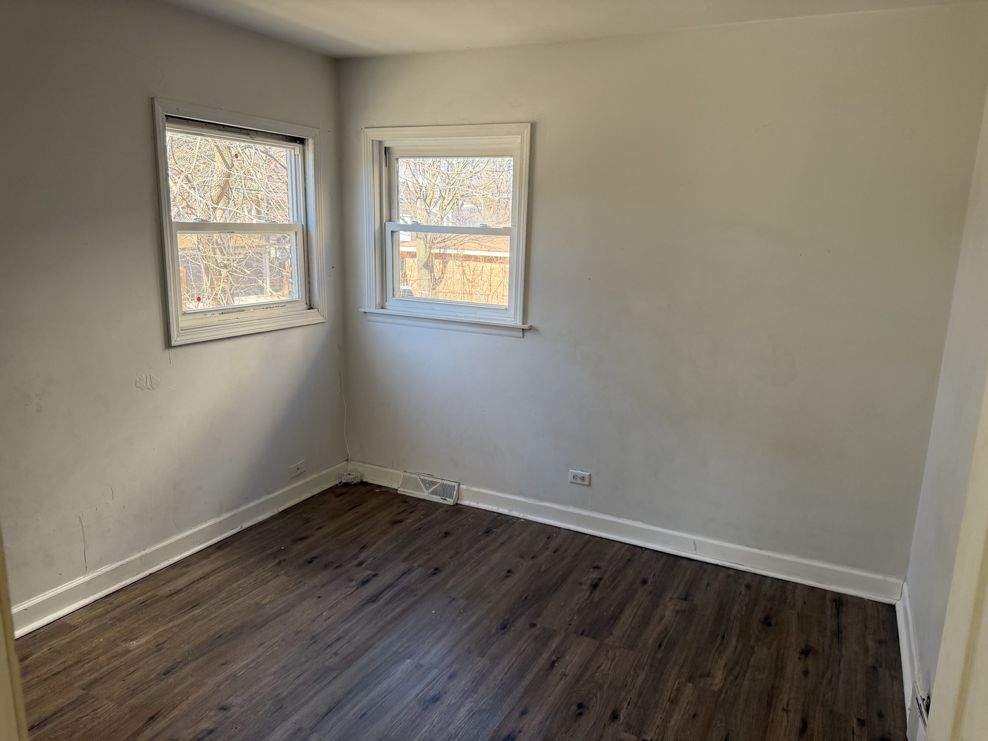 7958 S South Shore Drive, Chicago, IL 60617